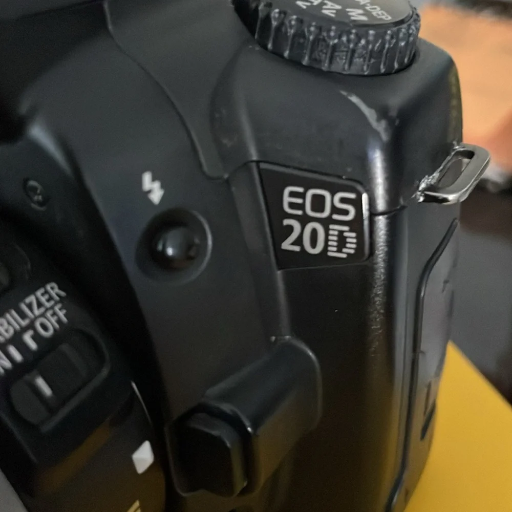 Canon DSLR EOS 20D w/ EFS 18-55mm Stabilizer Lens